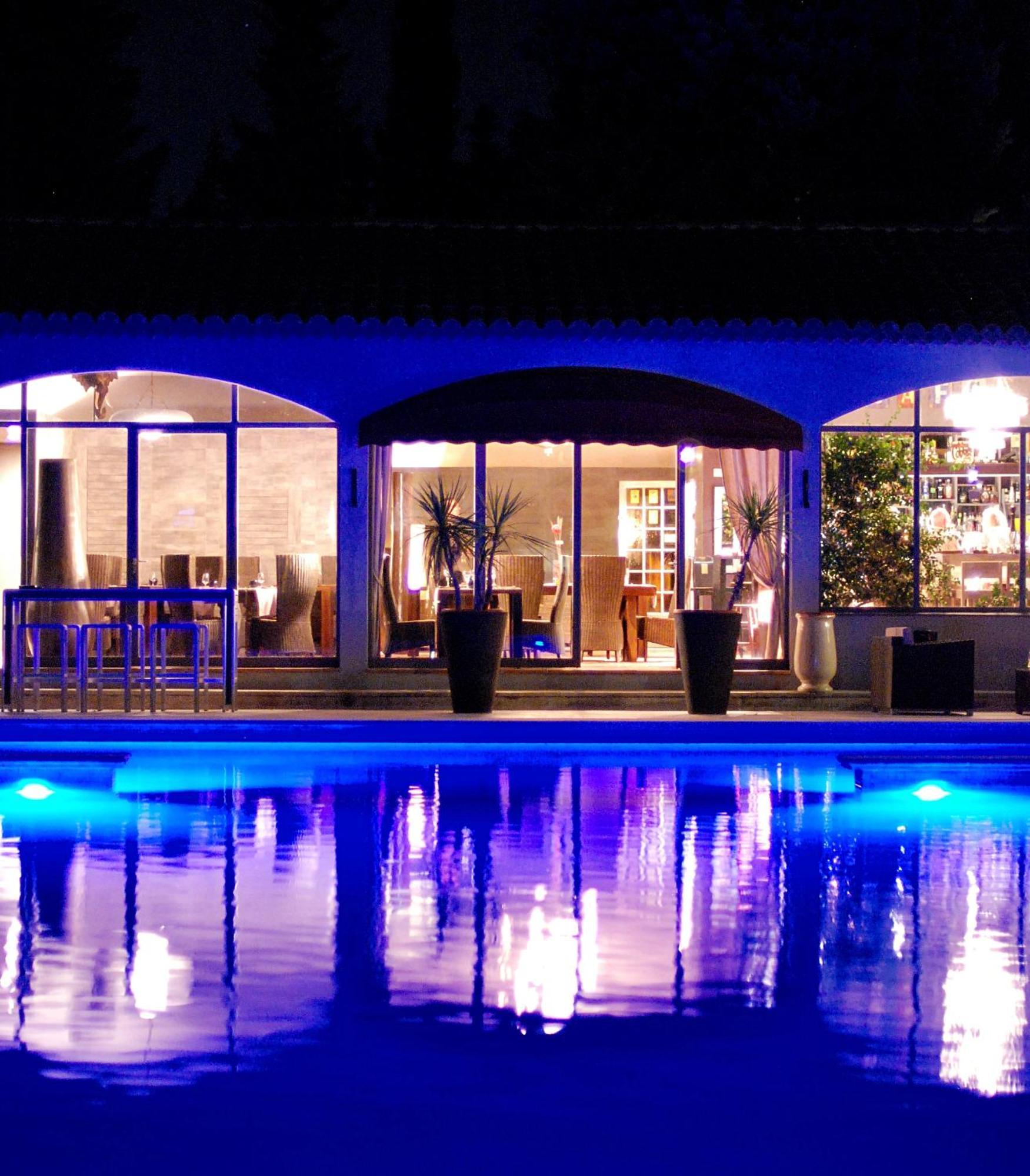 Hotel Les Mazets Des Roches Tarascon Kültér fotó