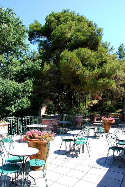 Hotel Les Mazets Des Roches Tarascon Kültér fotó