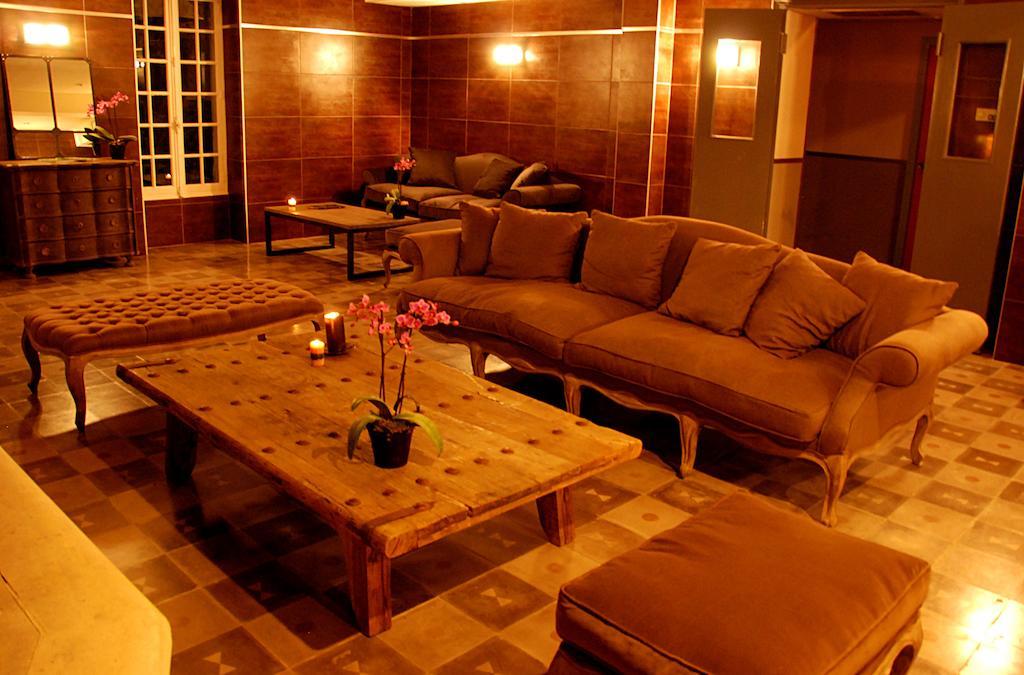 Hotel Les Mazets Des Roches Tarascon Kültér fotó