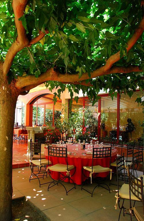 Hotel Les Mazets Des Roches Tarascon Kültér fotó