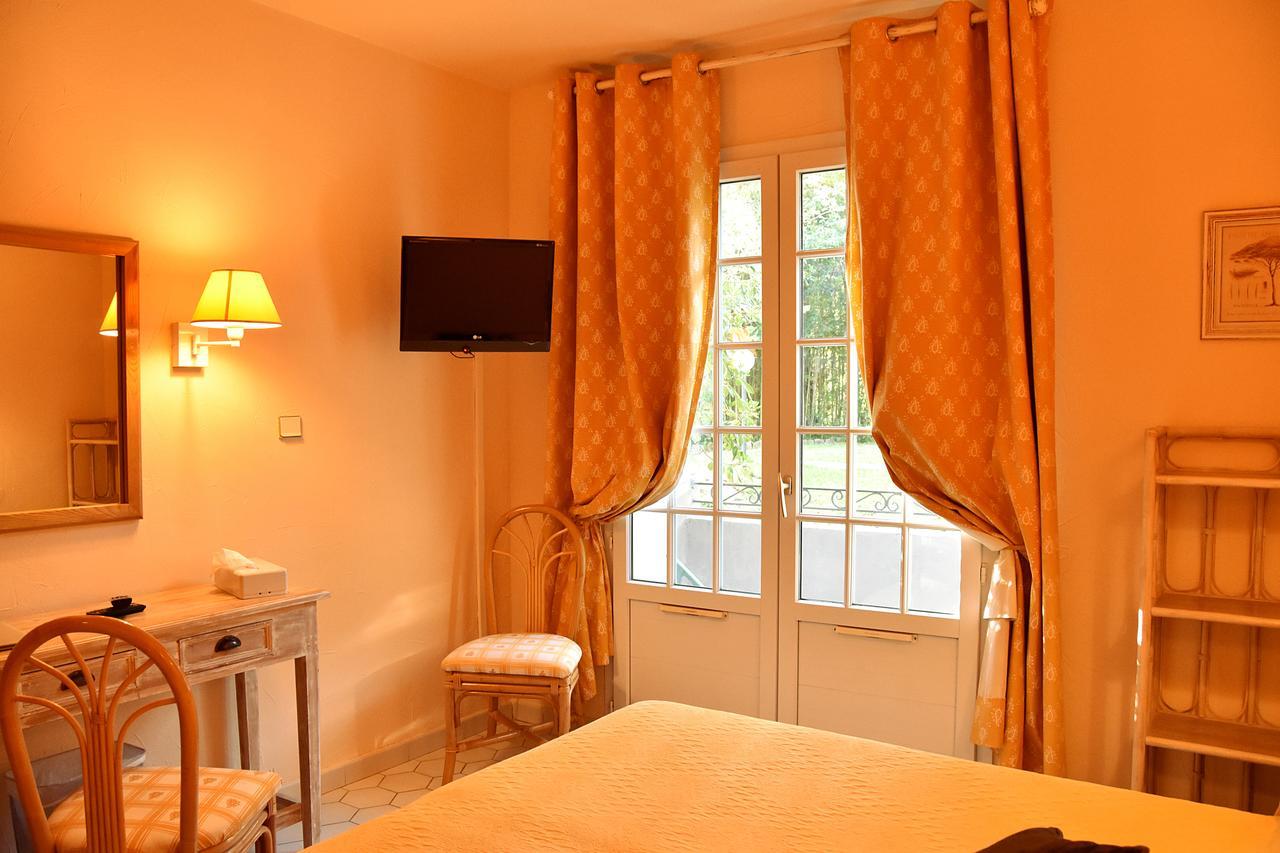 Hotel Les Mazets Des Roches Tarascon Kültér fotó