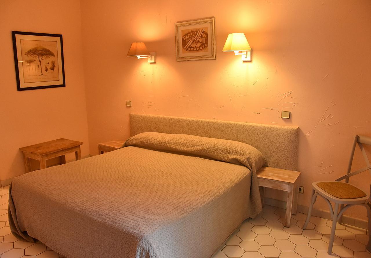 Hotel Les Mazets Des Roches Tarascon Kültér fotó