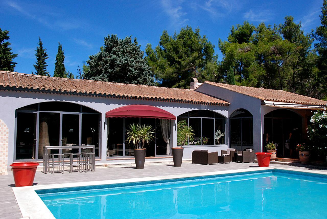 Hotel Les Mazets Des Roches Tarascon Kültér fotó