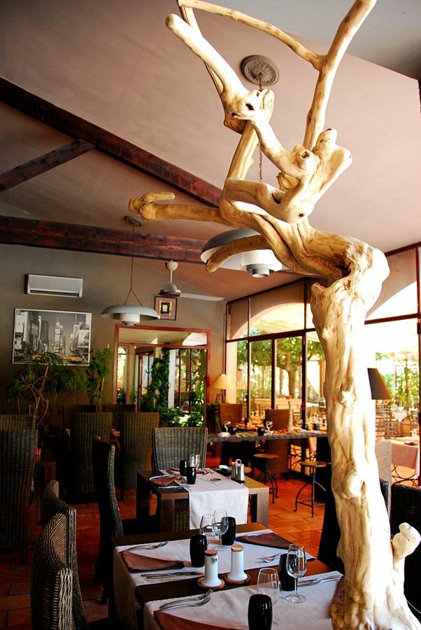 Hotel Les Mazets Des Roches Tarascon Kültér fotó