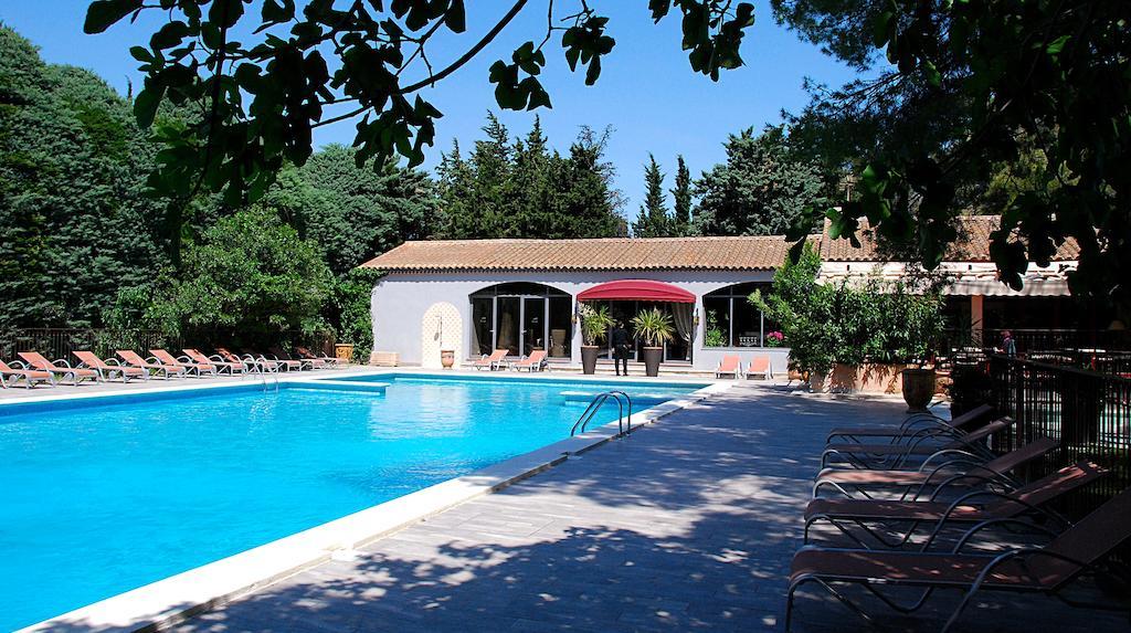 Hotel Les Mazets Des Roches Tarascon Kültér fotó