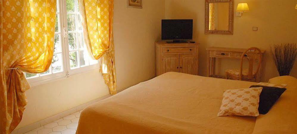Hotel Les Mazets Des Roches Tarascon Kültér fotó